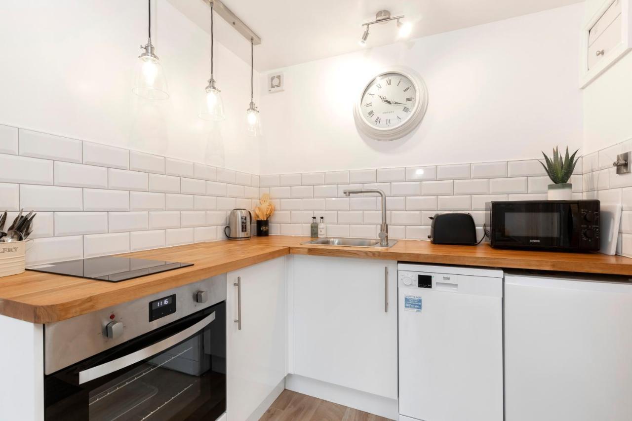Modern Self Contained Studio Home Cheltenham Exteriér fotografie